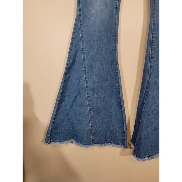 Southern Stitch Flare Jeans Bell Bottoms Elastic Pull-On Waist Blue Size Medium - Picture 4 of 7